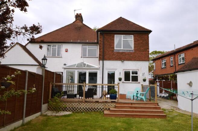 REAR ELEVATION: