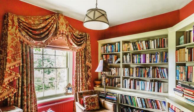 house. estate agency Cranleigh Barhatch Farm