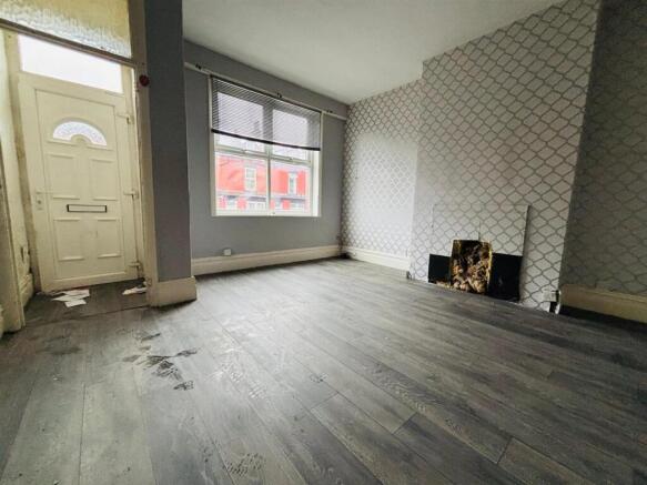 Living Room: