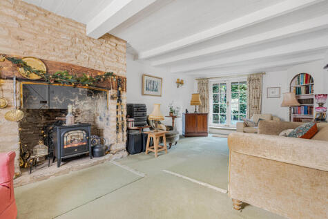 High Street, Bampton, Oxfordshire, OX18