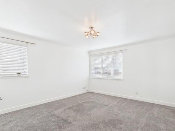 CAM05526G0-PR0090...