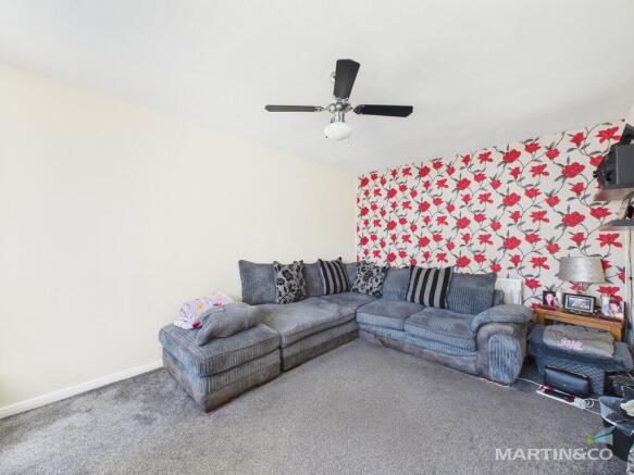 Larchwood Drive , Bebington, Wirral photo 4