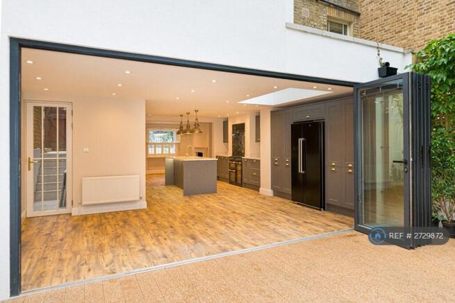 Kitchen Diner (Lower Ground)