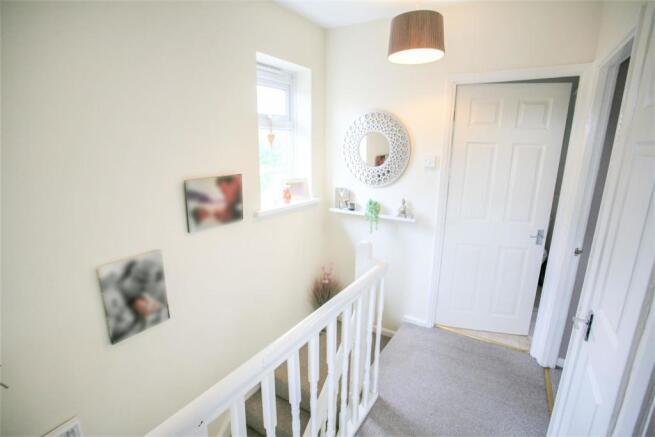 FIRST FLOOR LANDING