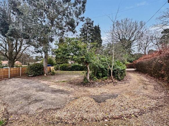 Frontage and Private Driveway