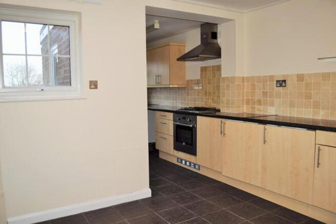 lonsdale_drive_34_kitchen2.JPG