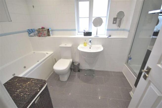 Family bathroom