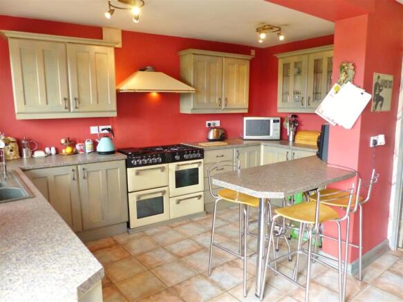 BREAKFAST KITCHEN