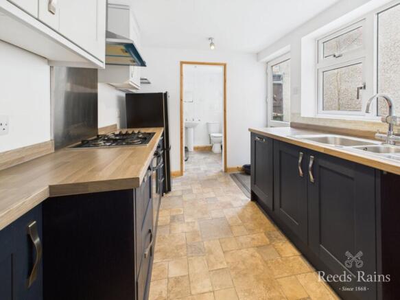 2 bed Terraced for sale Image 4