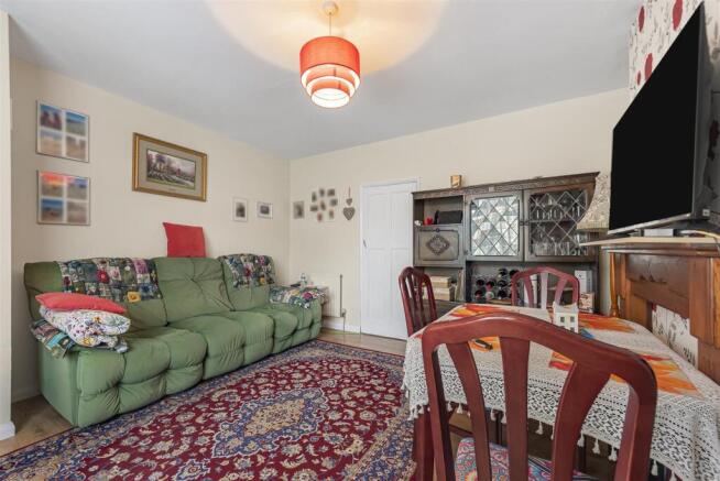 Homestead Road, Shiregreen, Sheffield photo 4