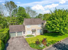 24, Bownham Mead, Rodborough Common, Stroud GL5 5DZ