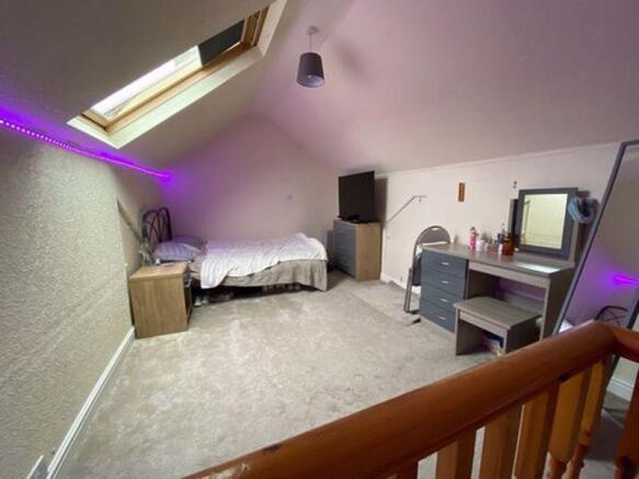 LOFT/HOBBIES ROOM