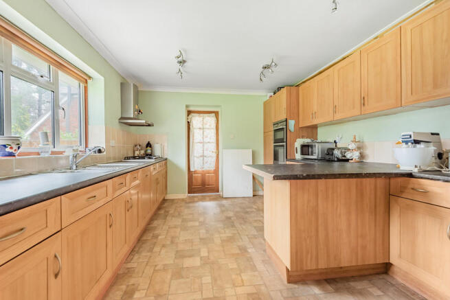 Kitchen/Breakfast...