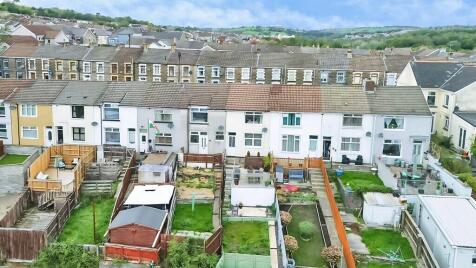 Llewellyn Street, Gilfach