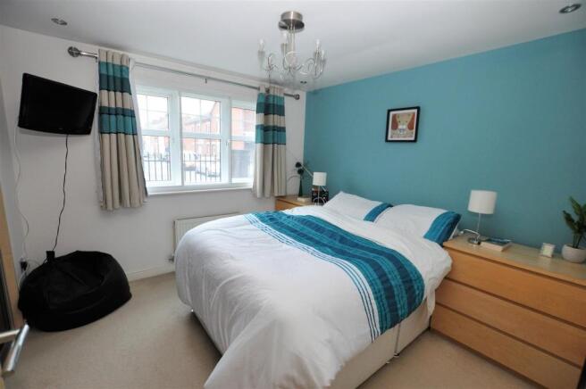 Main Bedroom