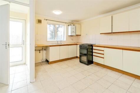 Millfield Close, Chichester, West Sussex, PO19
