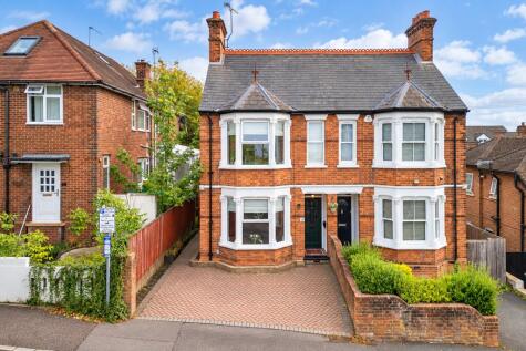 Peterborough Avenue, High Wycombe, Buckinghamshire, HP13