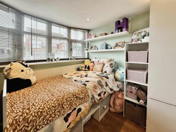 Ground Floor Bedroom/Reception Room