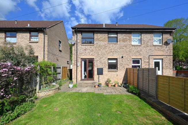 3 bed Semi-Detached for sale Image 9