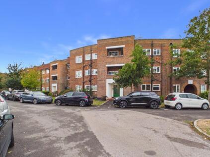 Laleham Road, Staines-upon-Thames, Surrey, TW18
