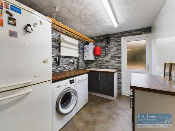 UTILITY ROOM