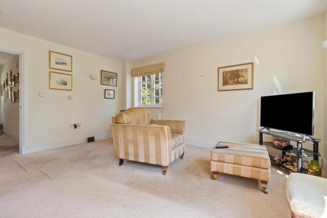 1 Oaklands-005.jpg