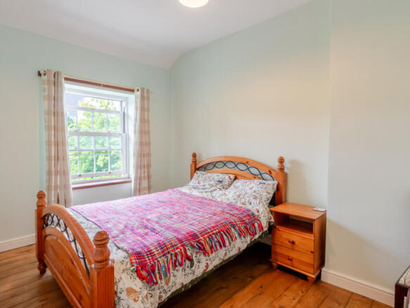 2 bed Cottage for sale Image 7