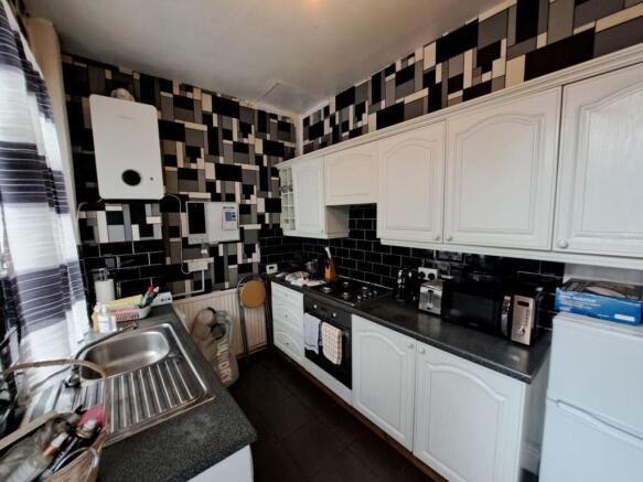 2 bed Terraced for sale Image 4