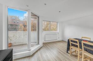 7, Sandbourne, Dartmouth Close, London W11 1DS