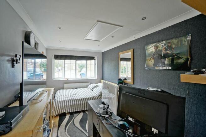 Photo 10