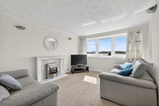 16 springfield gdns_03.jpg