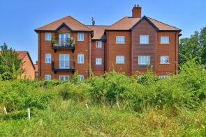 Flat 4, 35 Foundry Court, Hazylwood, Wokingham RG40 5AX