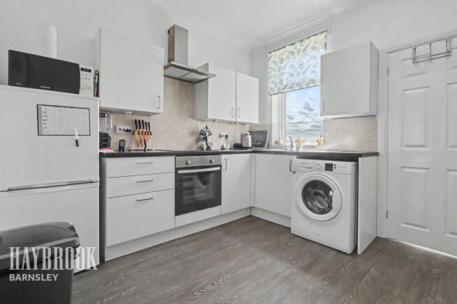 2 bed Semi-Detached for sale Image 4