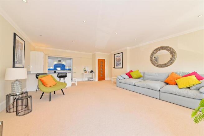 SITTING DINING ROOM 6.jpg