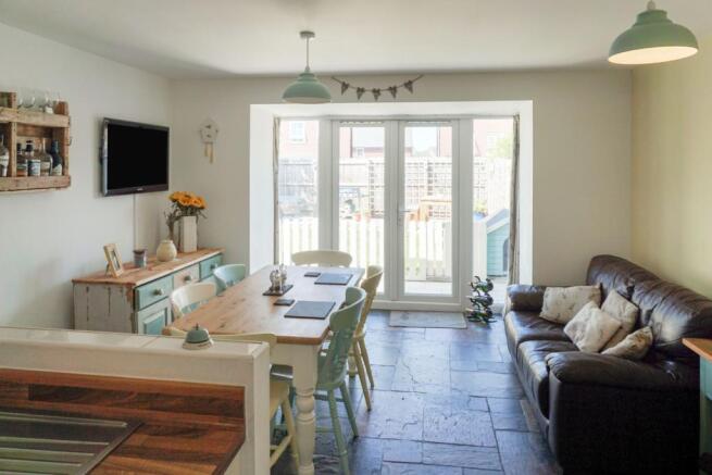 Kitchen/Dining Room