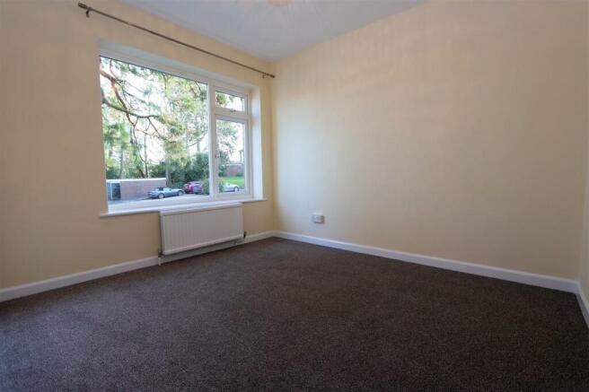 Kendal Avenue 5