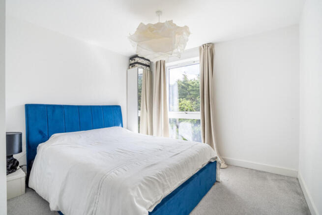 2 bed Apartment for sale Image 8