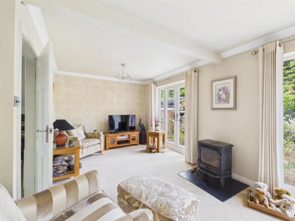 Woodlands Close, Little Eaton, Derby photo 4