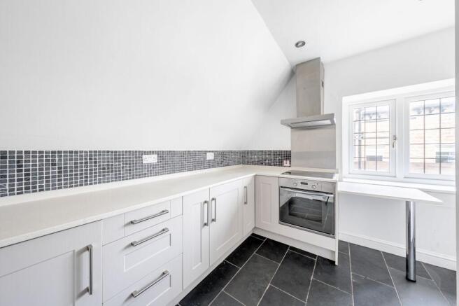 2 bed Apartment for sale Image 7