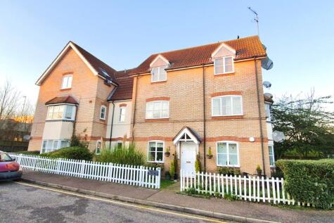 Nash Drive, Broomfield, Chelmsford, CM1