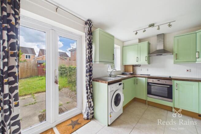 2 bed Terraced for sale Image 12