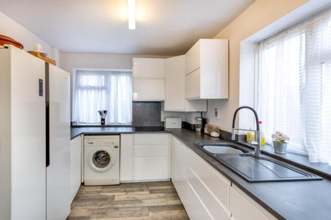 Kitchen: