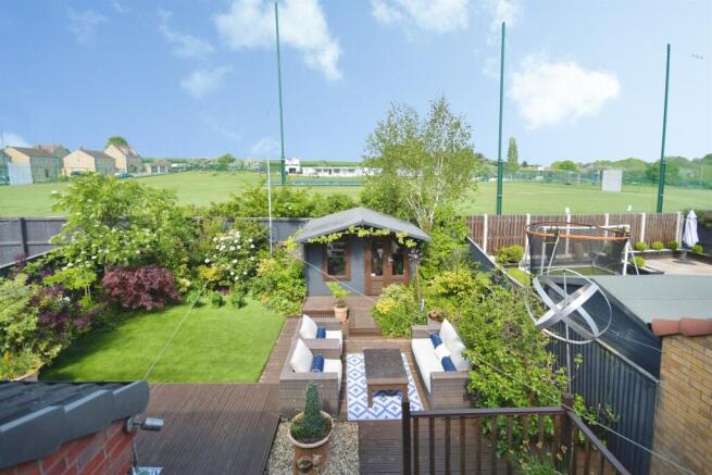 4 bed Detached for sale Image 4