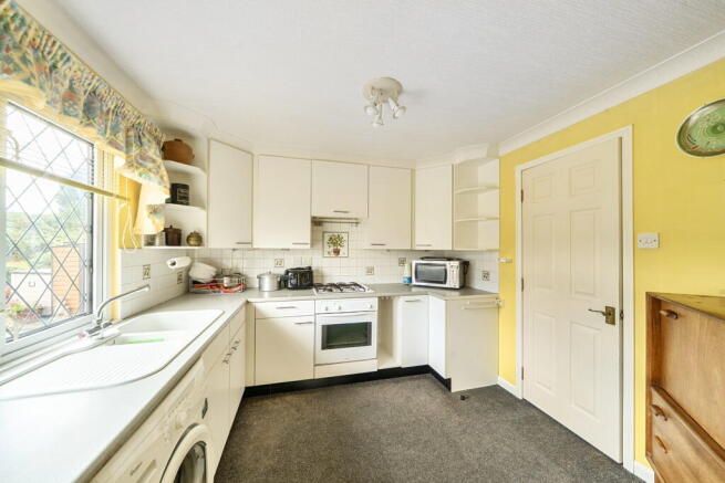 2 bed Park Home for sale Image 4