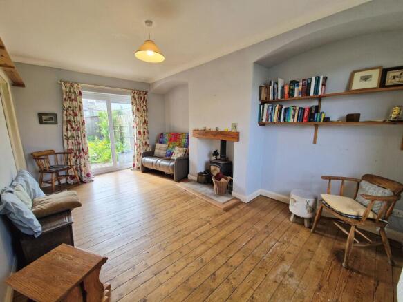 2 bed Semi-Detached for sale Image 6
