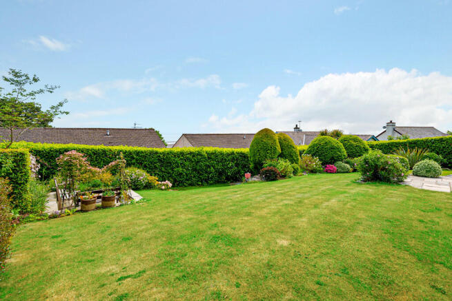 Communal Grounds