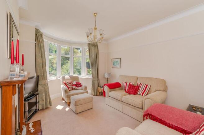 3 bed Semi-Detached for sale Image 4