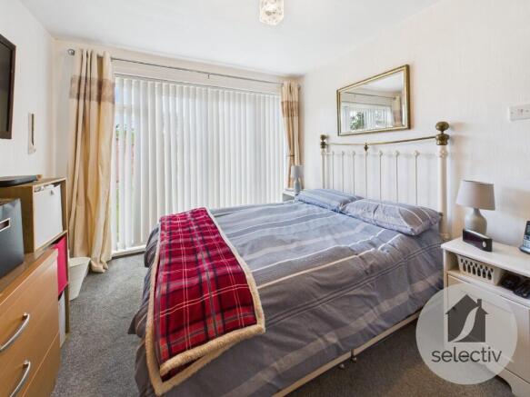 2 bed Semi-Detached Bungalow for sale Image 9