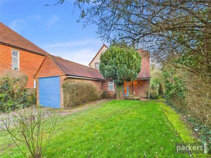 Old Bath Road, Charvil, Reading, Berkshire, RG10