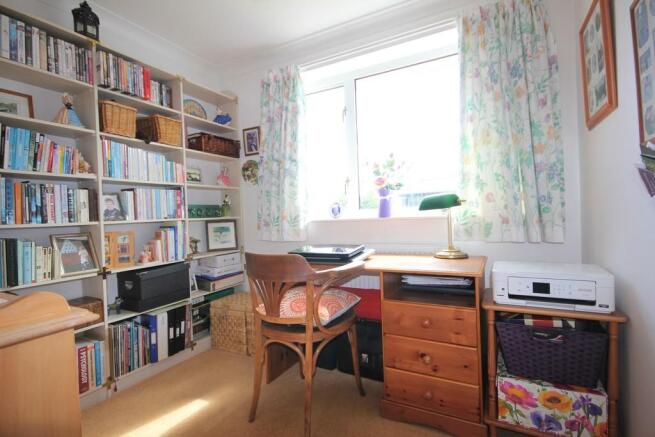 Photo 10